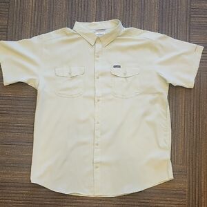 Columbia Light Green Short Sleeve Shirt